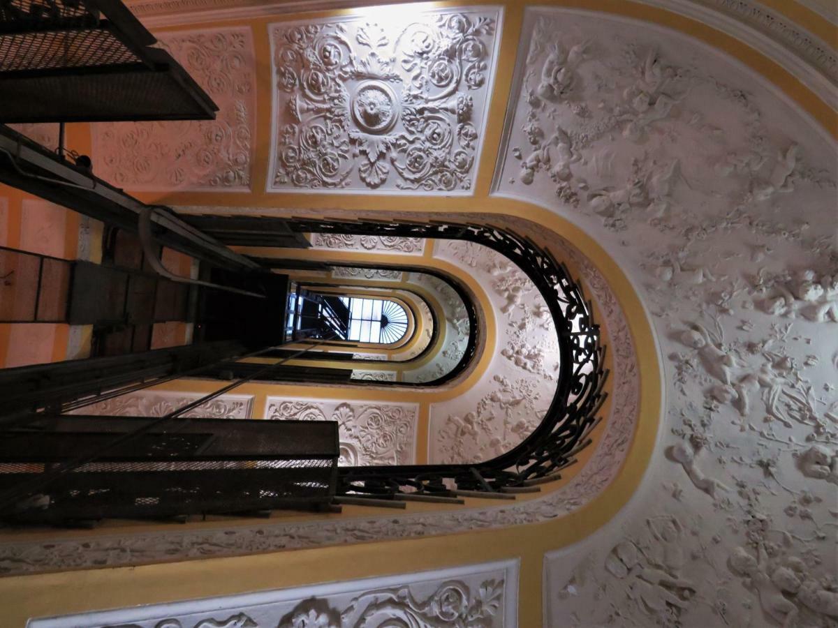 Domus Sibyllina, Galleria Umberto I Napels Buitenkant foto