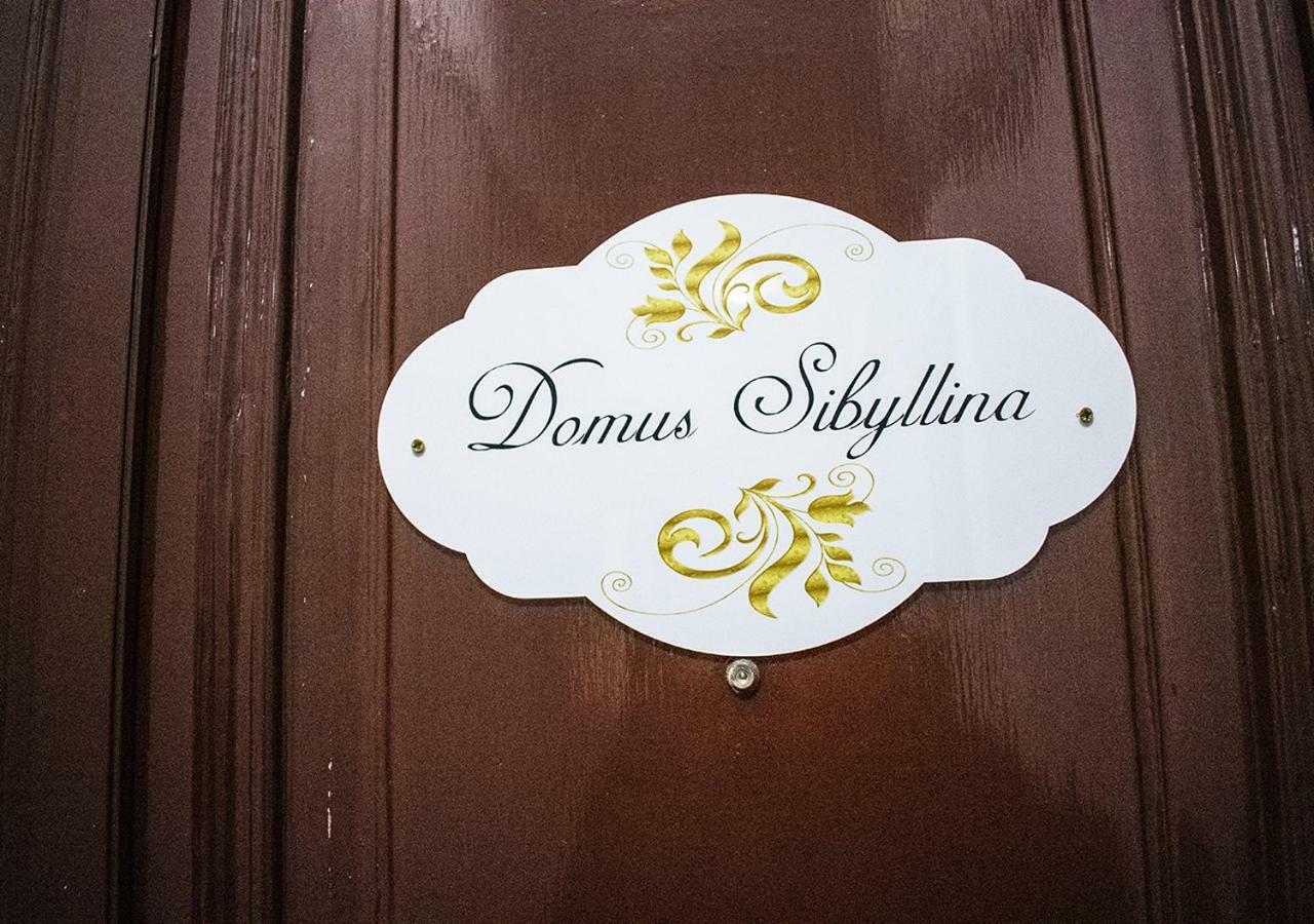 Domus Sibyllina, Galleria Umberto I Napels Buitenkant foto