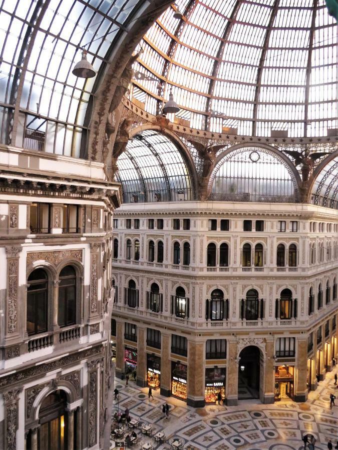 Domus Sibyllina, Galleria Umberto I Napels Buitenkant foto