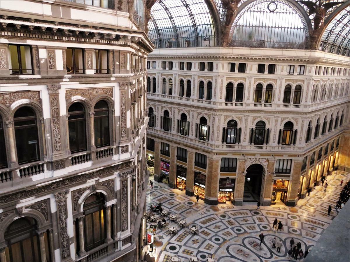 Domus Sibyllina, Galleria Umberto I Napels Buitenkant foto