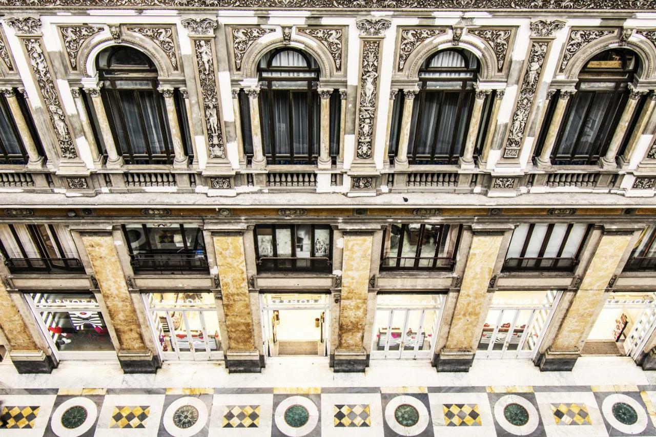 Domus Sibyllina, Galleria Umberto I Napels Buitenkant foto