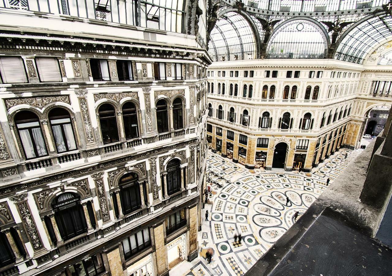 Domus Sibyllina, Galleria Umberto I Napels Buitenkant foto